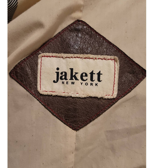 Women's Brown Leather Cape Blazer - Picture 5 of 9